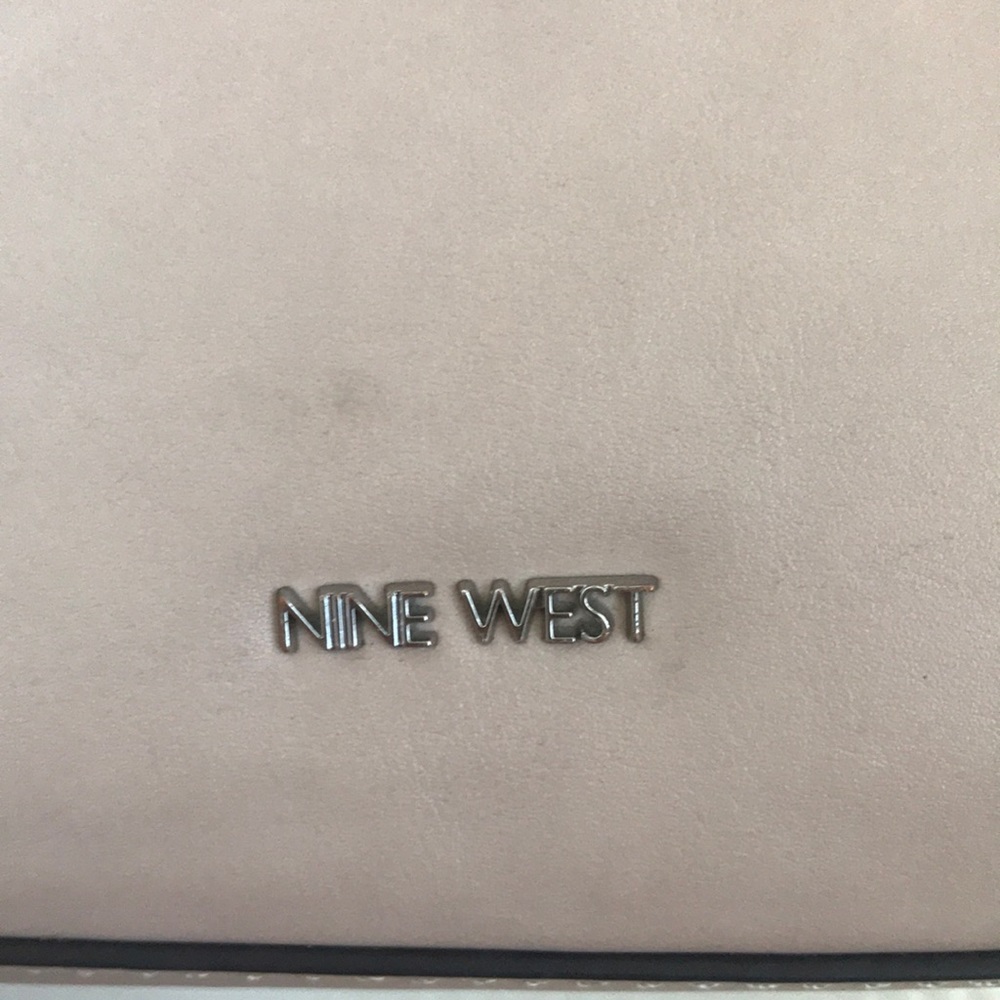 Nine West Blush Pink Crossbody Purse - Picture 3 of 4